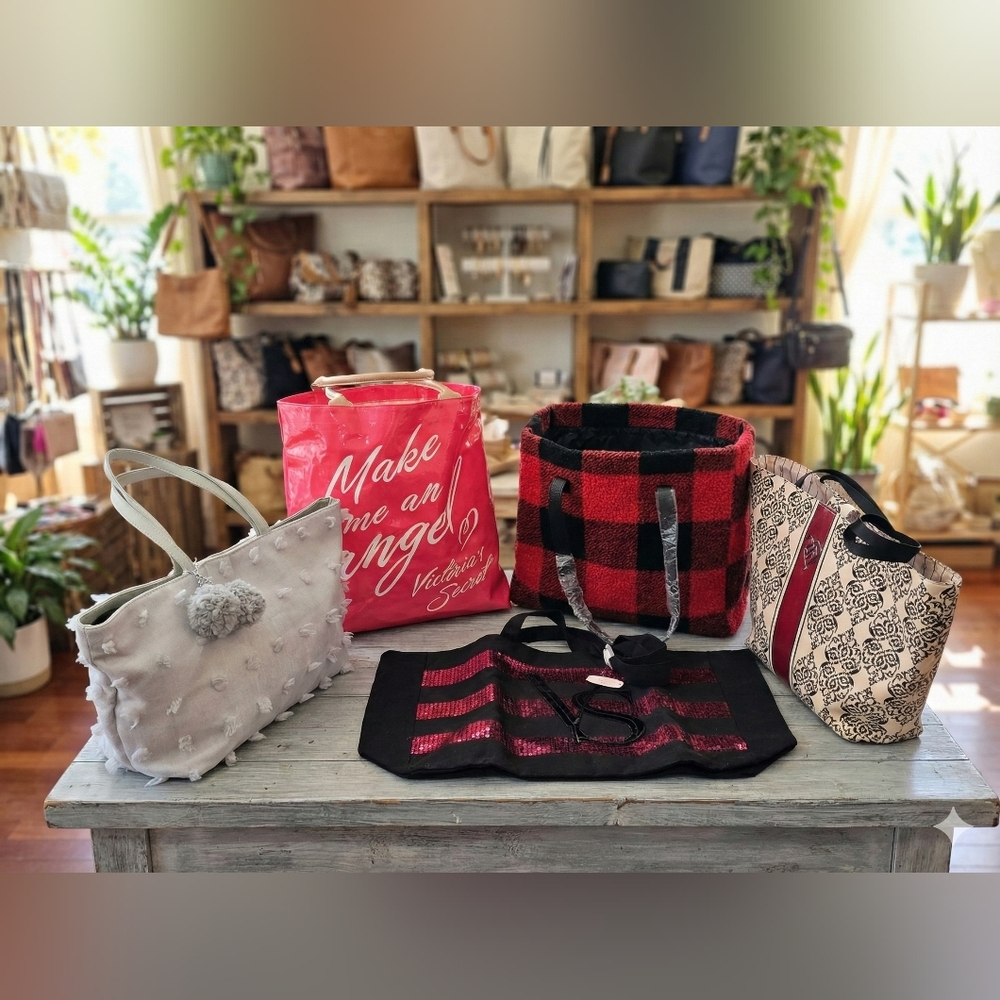 5 pcs Large Tote Bags 2 VS ; 1 Brighton ; 1 deux lux & 1 Barnes & Noble